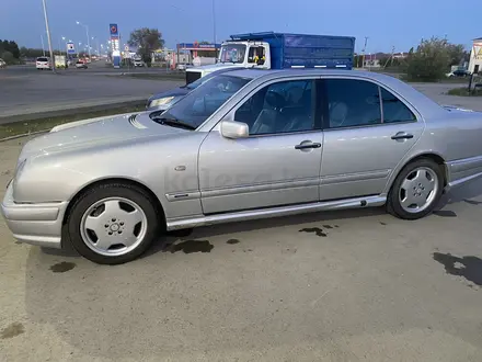 Mercedes-Benz E 55 AMG 1997 года за 3 900 000 тг. в Алматы – фото 12