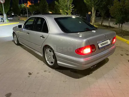 Mercedes-Benz E 55 AMG 1997 года за 3 900 000 тг. в Алматы – фото 6