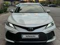 Toyota Camry 2021 годаfor24 000 000 тг. в Шымкент – фото 4