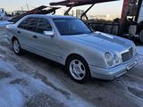 Mercedes-Benz E 280 1996 года за 3 800 000 тг. в Шымкент