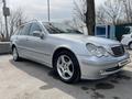 Mercedes-Benz C 220 2001 годаүшін3 800 000 тг. в Алматы – фото 32