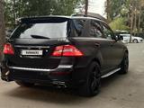 Mercedes-Benz ML 63 AMG 2012 года за 28 000 000 тг. в Астана – фото 2