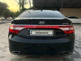 Hyundai Grandeur 2011 года за 7 800 000 тг. в Шымкент – фото 2