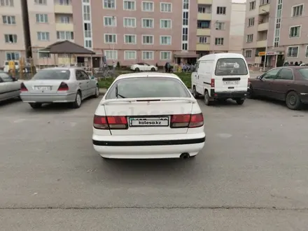 Toyota Carina E 1995 года за 2 100 000 тг. в Алматы – фото 3