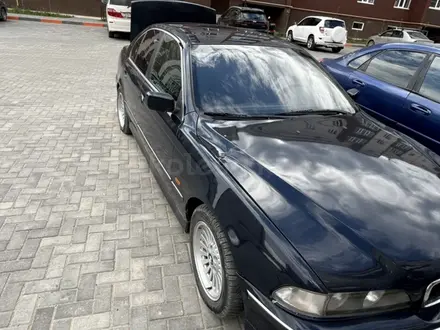 BMW 523 1999 года за 1 999 999 тг. в Актобе – фото 8