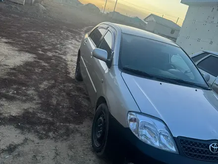 Toyota Corolla 2004 года за 2 800 000 тг. в Актобе – фото 2