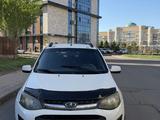 ВАЗ (Lada) Kalina 2192 2014 года за 2 550 000 тг. в Астана – фото 2