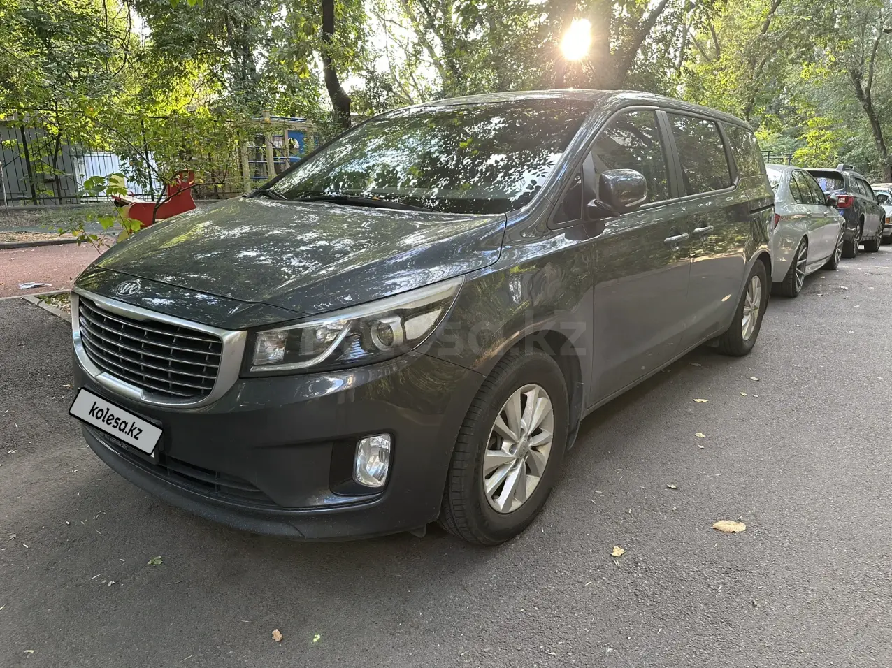 Kia Carnival, 2014