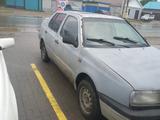 Volkswagen Vento 1992 года за 250 000 тг. в Актобе – фото 2