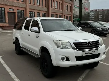 Toyota Hilux 2011 года за 9 500 000 тг. в Петропавловск – фото 2