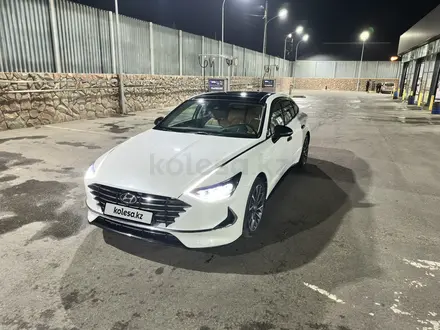 Hyundai Sonata 2021 года за 12 300 000 тг. в Павлодар – фото 2