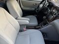 Toyota Highlander 2005 года за 6 350 000 тг. в Усть-Каменогорск – фото 9