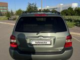 Toyota Highlander 2005 года за 6 990 000 тг. в Усть-Каменогорск – фото 4