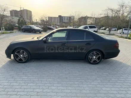 Mercedes-Benz E 320 2002 года за 3 362 012 тг. в Актау – фото 6