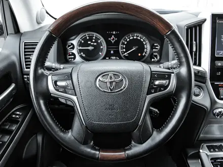 Toyota Land Cruiser 2019 года за 35 490 000 тг. в Актау – фото 11