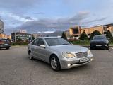 Mercedes-Benz C 240 2002 годаүшін3 200 000 тг. в Алматы – фото 2