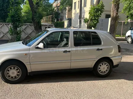 Volkswagen Golf 1996 года за 2 400 000 тг. в Тараз – фото 4