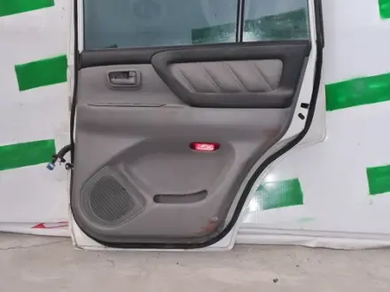Дверь задняя правая на Toyota Land Cruiser 100 за 60 000 тг. в Шымкент – фото 2