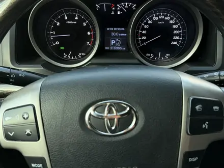 Toyota Land Cruiser 2010 года за 15 900 000 тг. в Алматы – фото 27