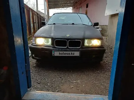 BMW 318 1994 года за 1 500 000 тг. в Алматы – фото 10