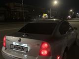Volkswagen Passat 2003 годаүшін2 250 000 тг. в Актау – фото 4