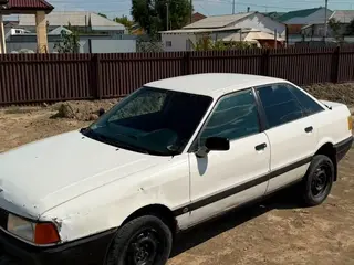 Audi 80