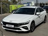 Hyundai Elantra 2024 годаүшін8 800 000 тг. в Алматы – фото 3