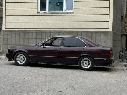BMW 525 1992 года за 1 500 000 тг. в Шымкент – фото 12