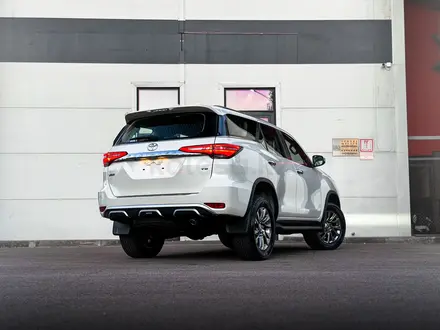 Toyota Fortuner 2022 года за 28 000 000 тг. в Атырау – фото 7