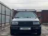 Volkswagen Vento 1992 года за 1 000 000 тг. в Тараз – фото 2