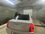 Chrysler 300C 2005 года за 3 200 000 тг. в Караганда – фото 2