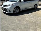 Toyota Sienna 2015 года за 15 500 000 тг. в Актау – фото 3