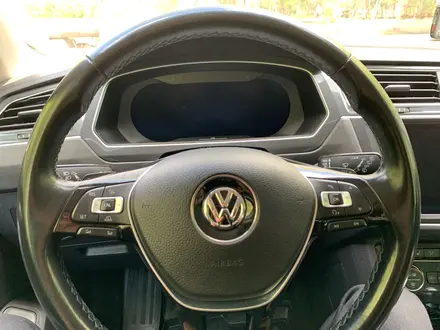Volkswagen Tiguan 2018 года за 16 200 000 тг. в Караганда – фото 13