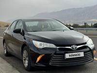 Toyota Camry 2015 годаfor9 700 000 тг. в Актобе