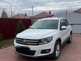 Volkswagen Tiguan 2015 года за 7 200 000 тг. в Костанай