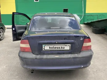 Opel Vectra 1998 года за 850 000 тг. в Актобе – фото 4