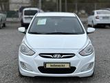 Hyundai Solaris 2014 годаfor5 400 000 тг. в Актобе – фото 2