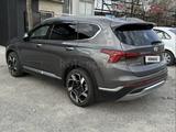 Hyundai Santa Fe 2023 года за 15 200 000 тг. в Шымкент – фото 2