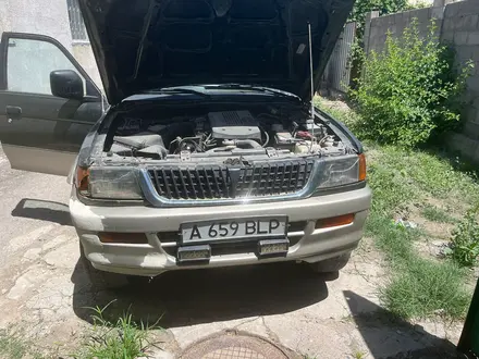 Mitsubishi Montero Sport 1998 года за 2 500 000 тг. в Алматы – фото 2