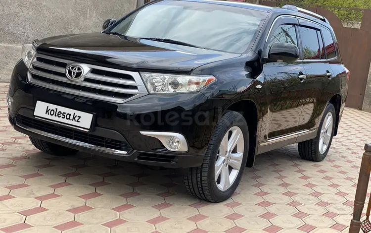 Toyota Highlander 2013 года за 15 400 000 тг. в Шымкент