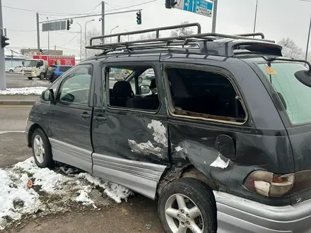 Toyota Estima 1997 года за 1 750 000 тг. в Алматы