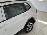 Volkswagen Tiguan 2022 года за 16 400 000 тг. в Атырау – фото 4