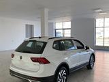 Volkswagen Tiguan 2022 года за 16 400 000 тг. в Атырау – фото 5