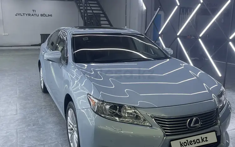 Lexus ES 250 2013 года за 12 200 000 тг. в Алматы