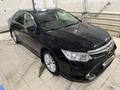 Toyota Camry 2015 года за 10 500 000 тг. в Актобе