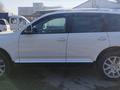 Volkswagen Touareg 2007 года за 7 800 000 тг. в Алматы – фото 2