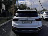 Hyundai Santa Fe 2019 годаүшін12 600 000 тг. в Шымкент – фото 2