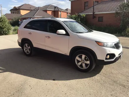 Kia Sorento 2011 года за 7 400 000 тг. в Актобе – фото 4