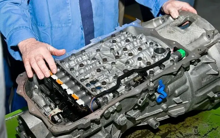 BMW 7-ступенчатая DCT (M-серия) за 300 000 тг. в Алматы