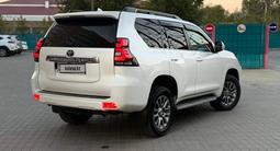 Toyota Land Cruiser Prado 2018 года за 19 800 000 тг. в Актобе – фото 3